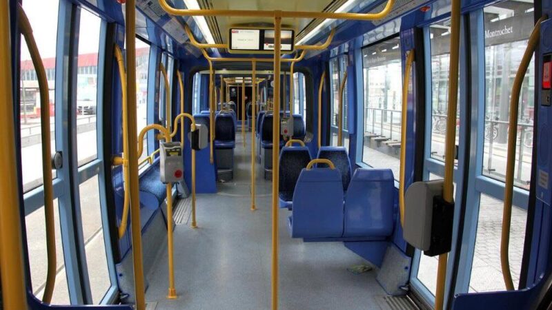 Dlaczego miasta inwestują w elektryfikację transportu publicznego?